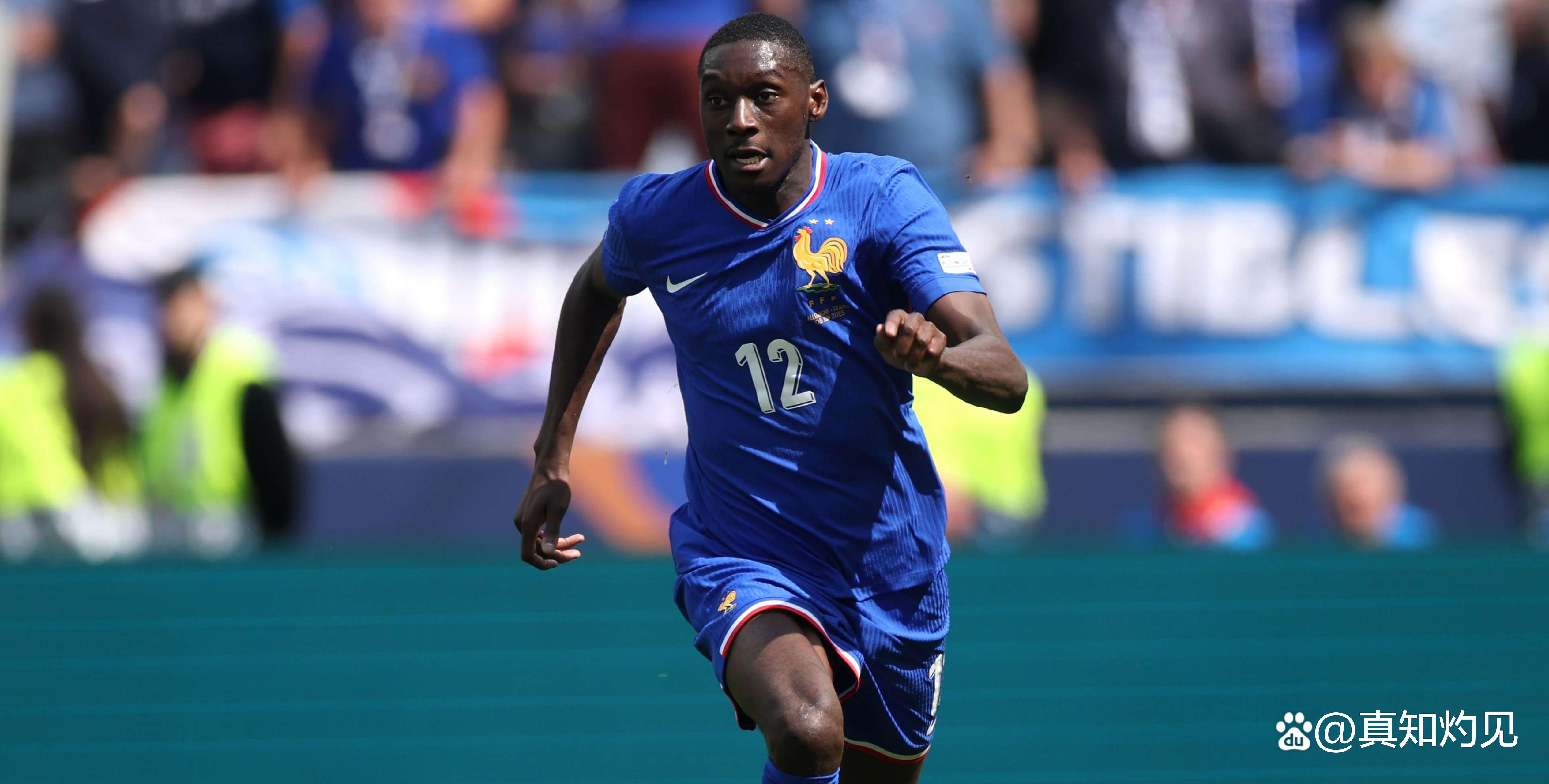 爱游戏app下载-尤文图斯观众热烈欢呼！，穆雷迎来三赛季出色发挥引发球迷热议(尤文图斯球迷有哪些)